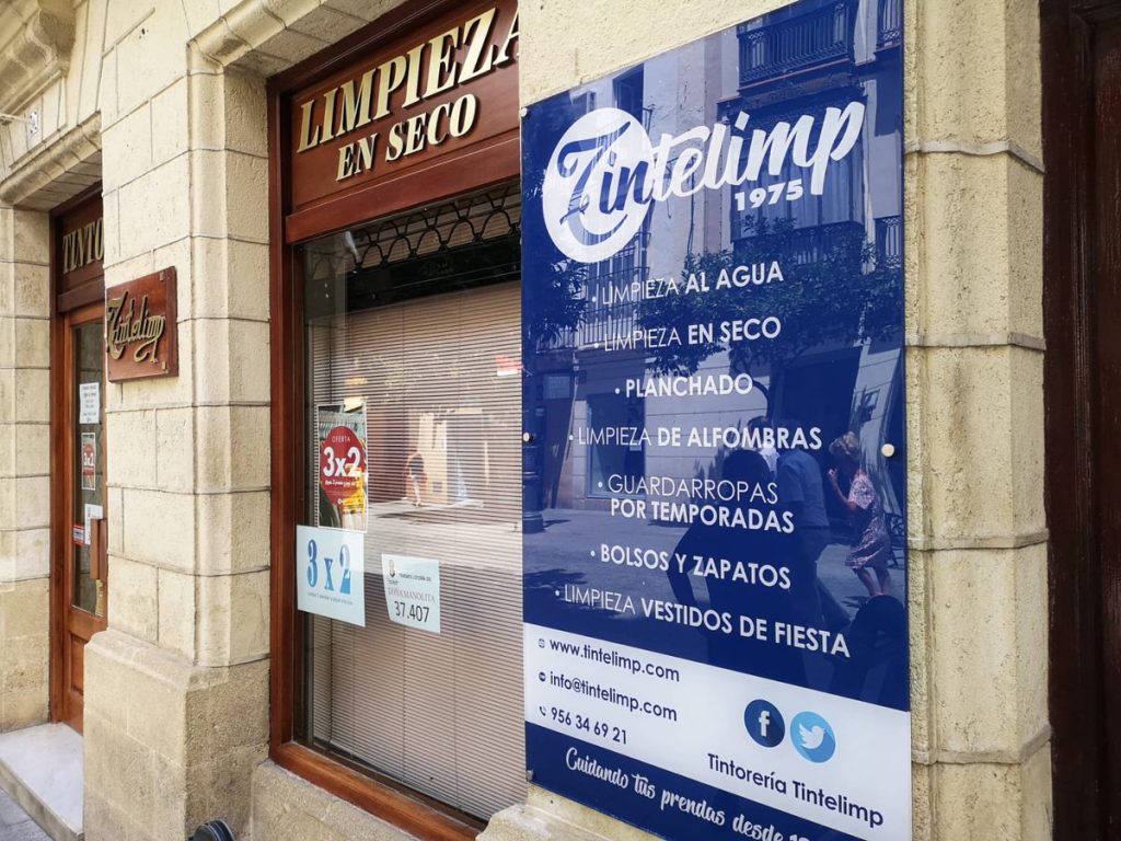 Servicios de tintorería | Tintelimp - Tintorerías Jerez de la Frontera Servicios de tintorería | Tintelimp - Tintorerías Jerez de la Frontera